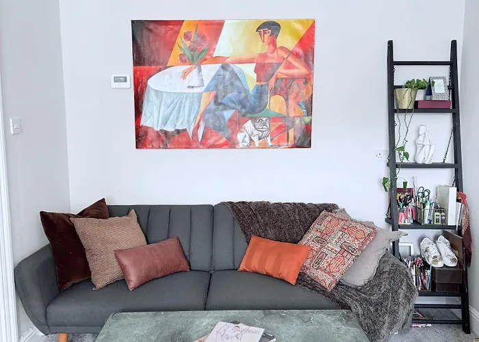 Bright And Modern Flat Near Portobello Road And The Canal
