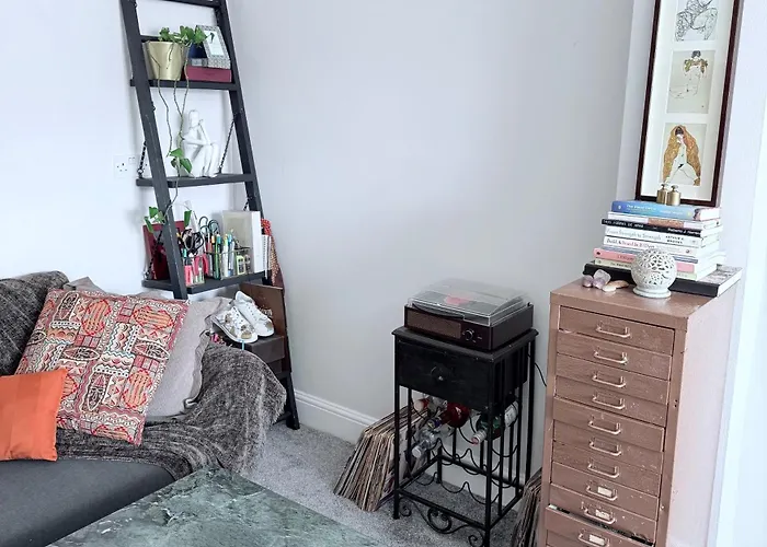 Bright And Modern Flat Near Portobello Road And The Canal